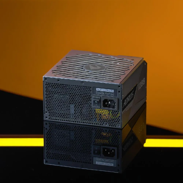 Fuente de Poder AORUS P1200W 80 PLUS Platinum, 20+4 pin ATX, 140mm, 1200W