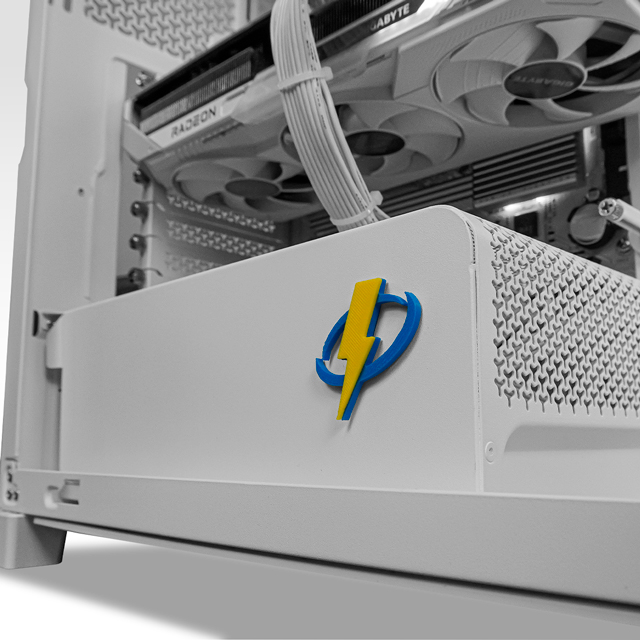 PCRA987 - Equipo AMD Ryzen 7 9700X + 32GB (2x16GB) + Radeon RX 9070 XT (BarcaGamer PC)