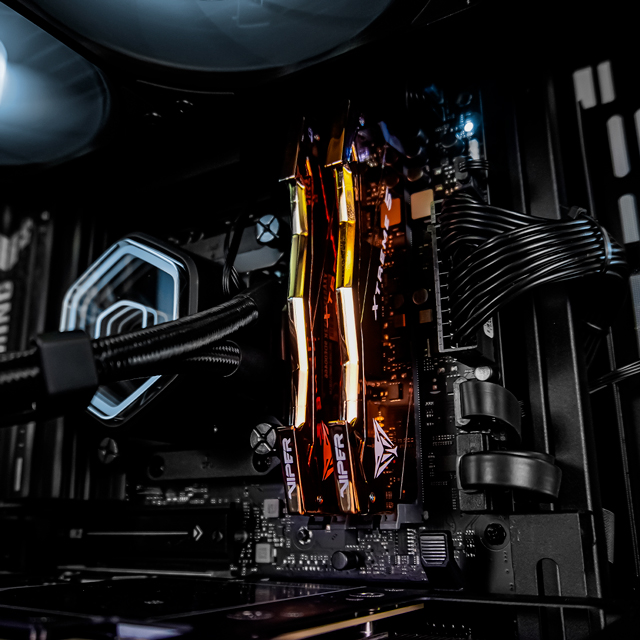 PCRB022 - EQUIPO AMD Ryzen 7 9800X3D + 32GB (2x16GB) + GeForce RTX 5070 Ti Crimson Desert™